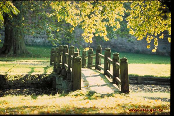 old bridge in the park, castle B�dingen in Fall